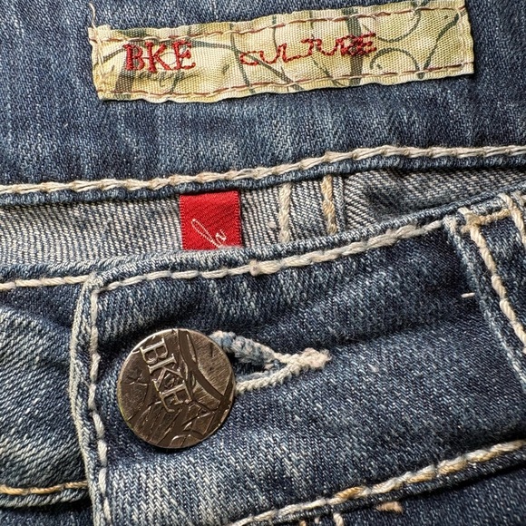 BKE Culture Cropped Capri Stretch Denim Jeans Size 31 - Picture 8 of 8